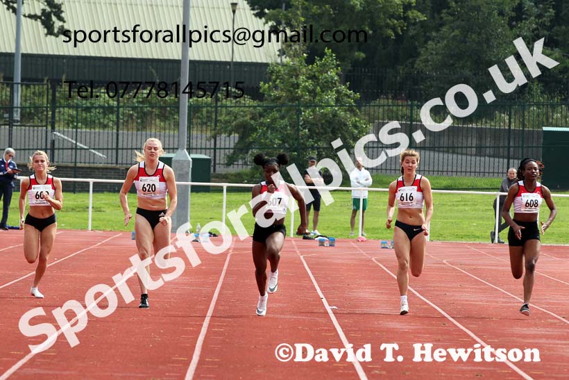 Women and Girls 100 metres, 2021 North Eastern Track and Field Champs., Middesbrough. Photo: David T. Hewitson/Sports for All Pics
